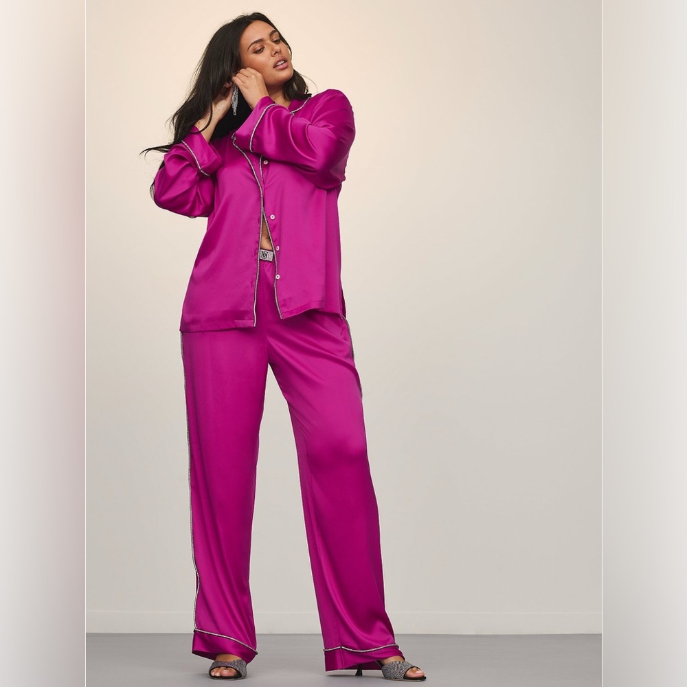 Victoria's Secret Glazed Satin Shine Pajama Set Size L Purple